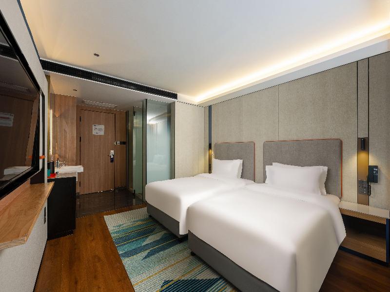Holiday Inn Express Lanzhou Zhengning Road image