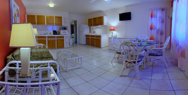 Aruba Quality Apartments & Suites image