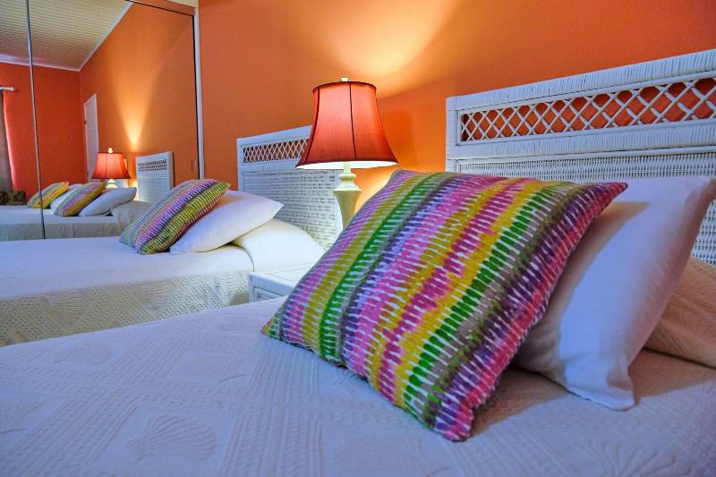 Aruba Quality Apartments & Suites image