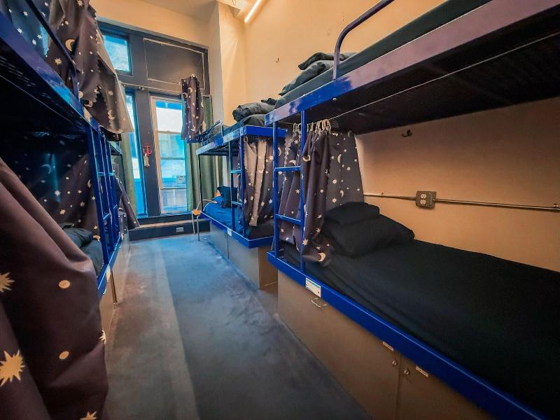 Ith San Francisco Pacific Tradewinds Hostel image