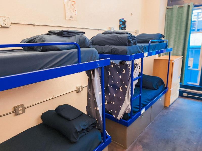 Ith San Francisco Pacific Tradewinds Hostel image