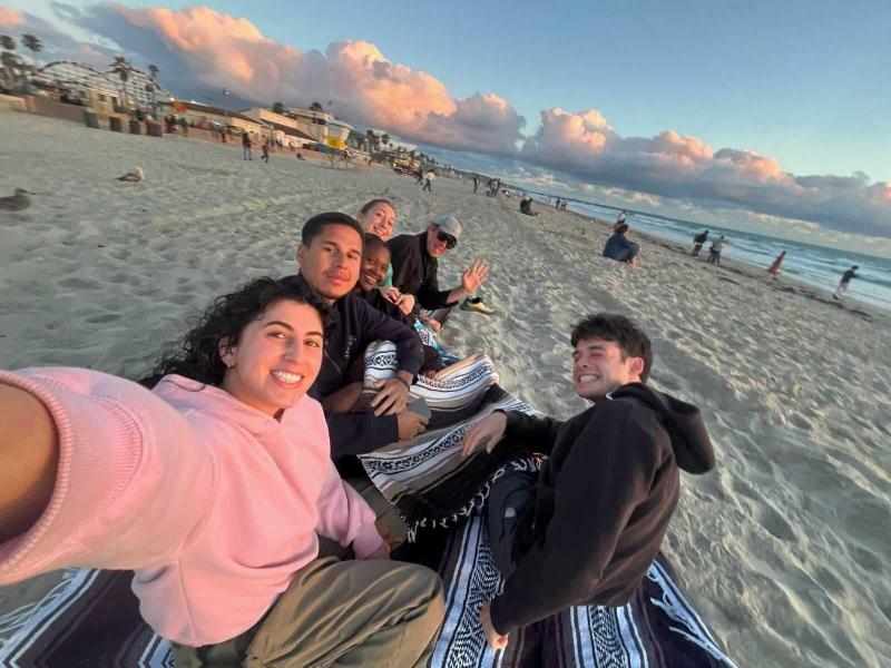 ITH San Diego Mission Beach Backpacker Hostel image