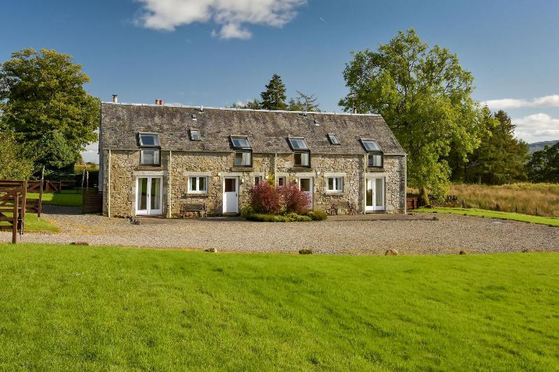 Cardross Estate Holiday Cottages image