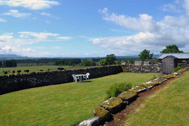 Cardross Estate Holiday Cottages image