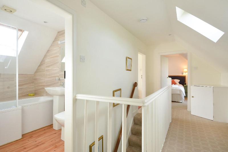 Cardross Estate Holiday Cottages image