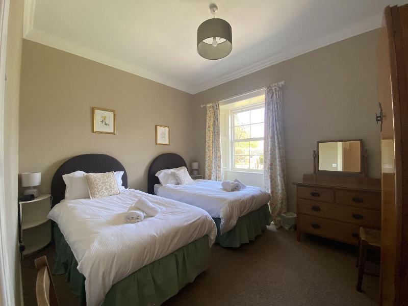 Cardross Estate Holiday Cottages image