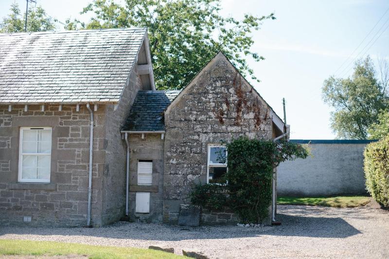 Cardross Estate Holiday Cottages image