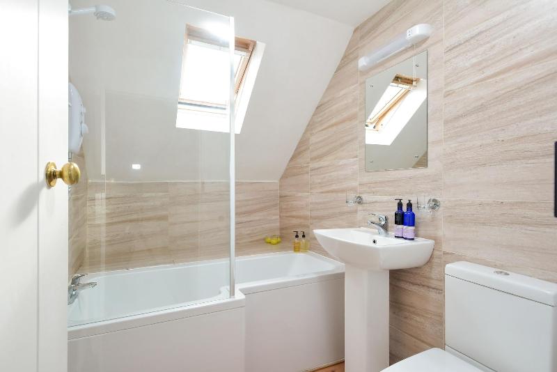 Cardross Estate Holiday Cottages image