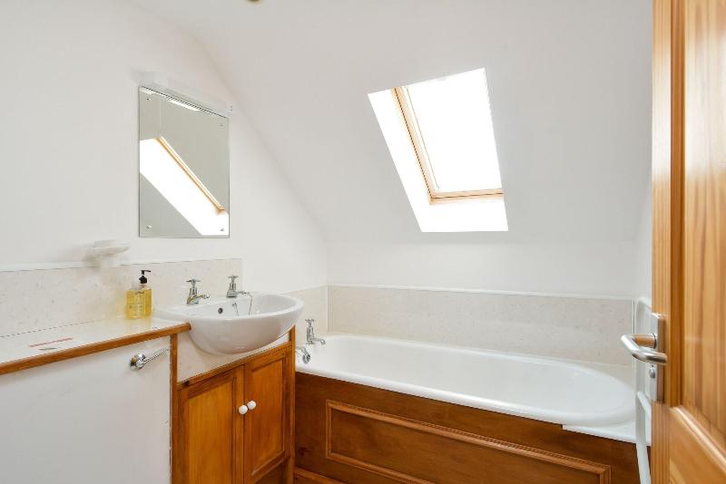 Cardross Estate Holiday Cottages image