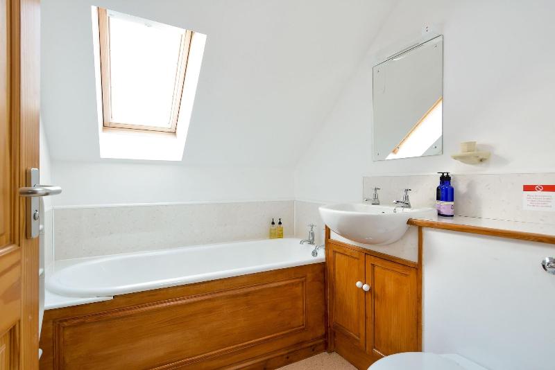 Cardross Estate Holiday Cottages image