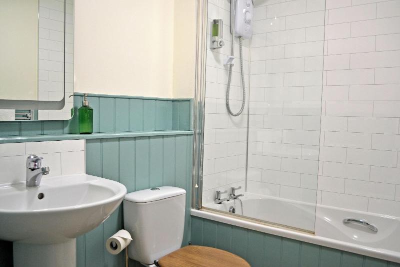 Cardross Estate Holiday Cottages image