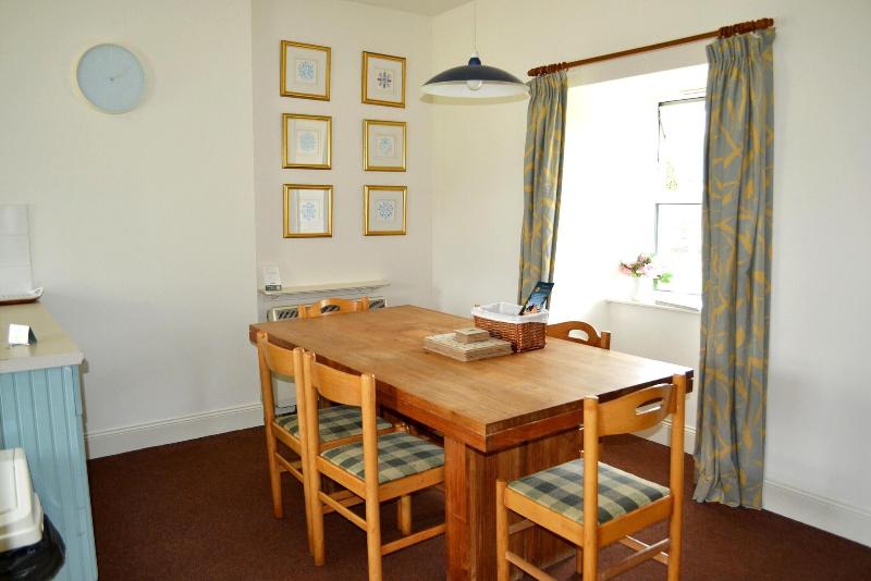 Cardross Estate Holiday Cottages image