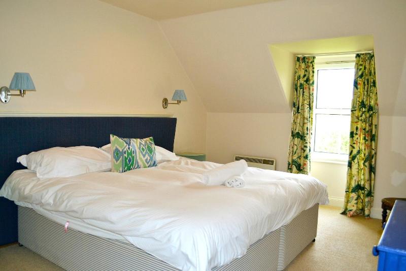 Cardross Estate Holiday Cottages image