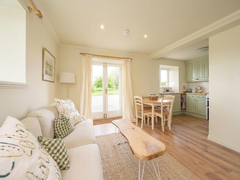 Cardross Estate Holiday Cottages image
