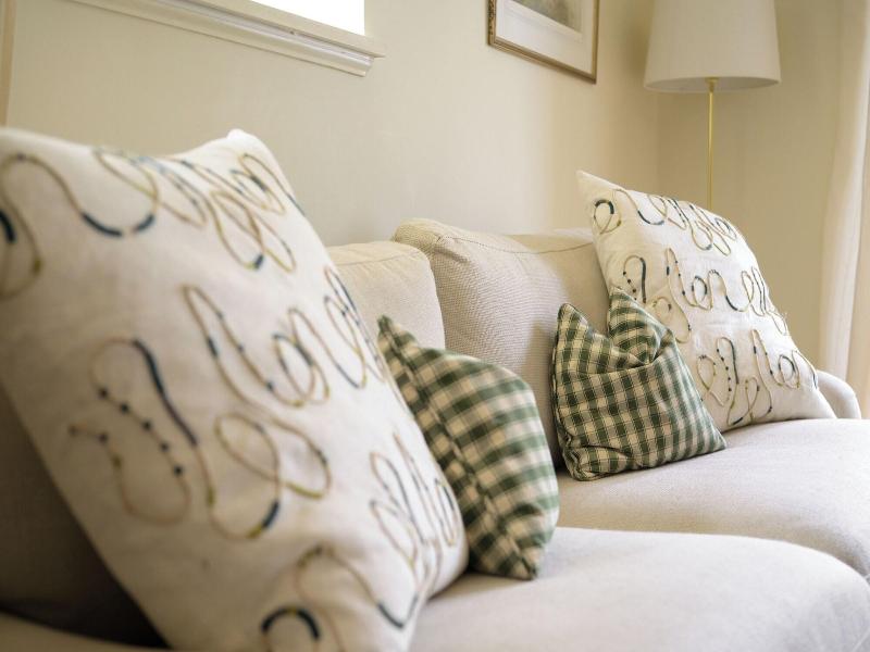 Cardross Estate Holiday Cottages image
