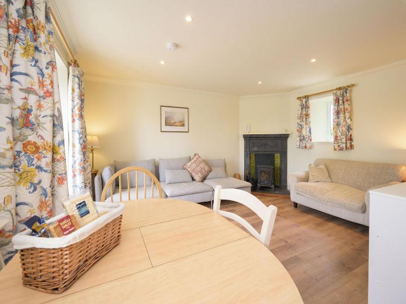 Cardross Estate Holiday Cottages image