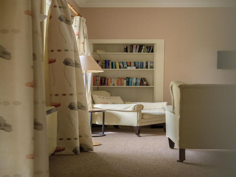 Cardross Estate Holiday Cottages image