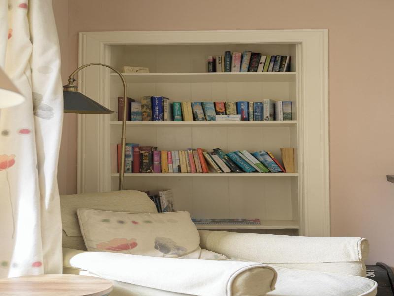 Cardross Estate Holiday Cottages image