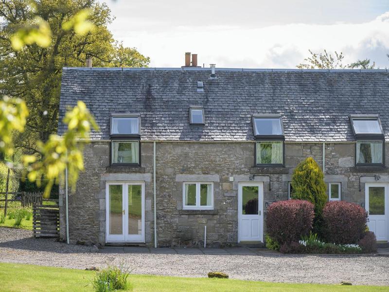 Cardross Estate Holiday Cottages image