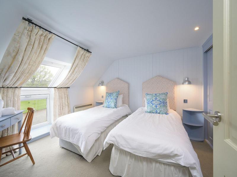 Cardross Estate Holiday Cottages image