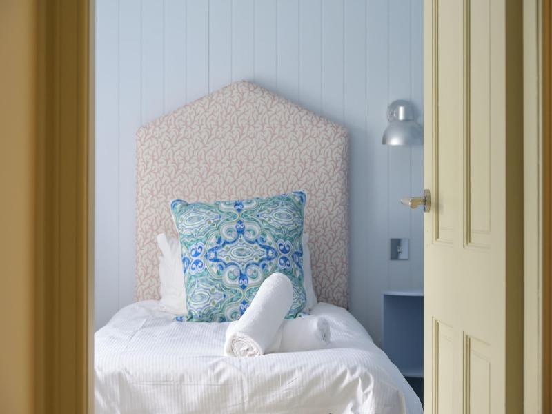 Cardross Estate Holiday Cottages image