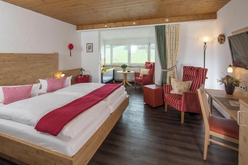 Hotel Engel - Familotel Hochschwarzwald image