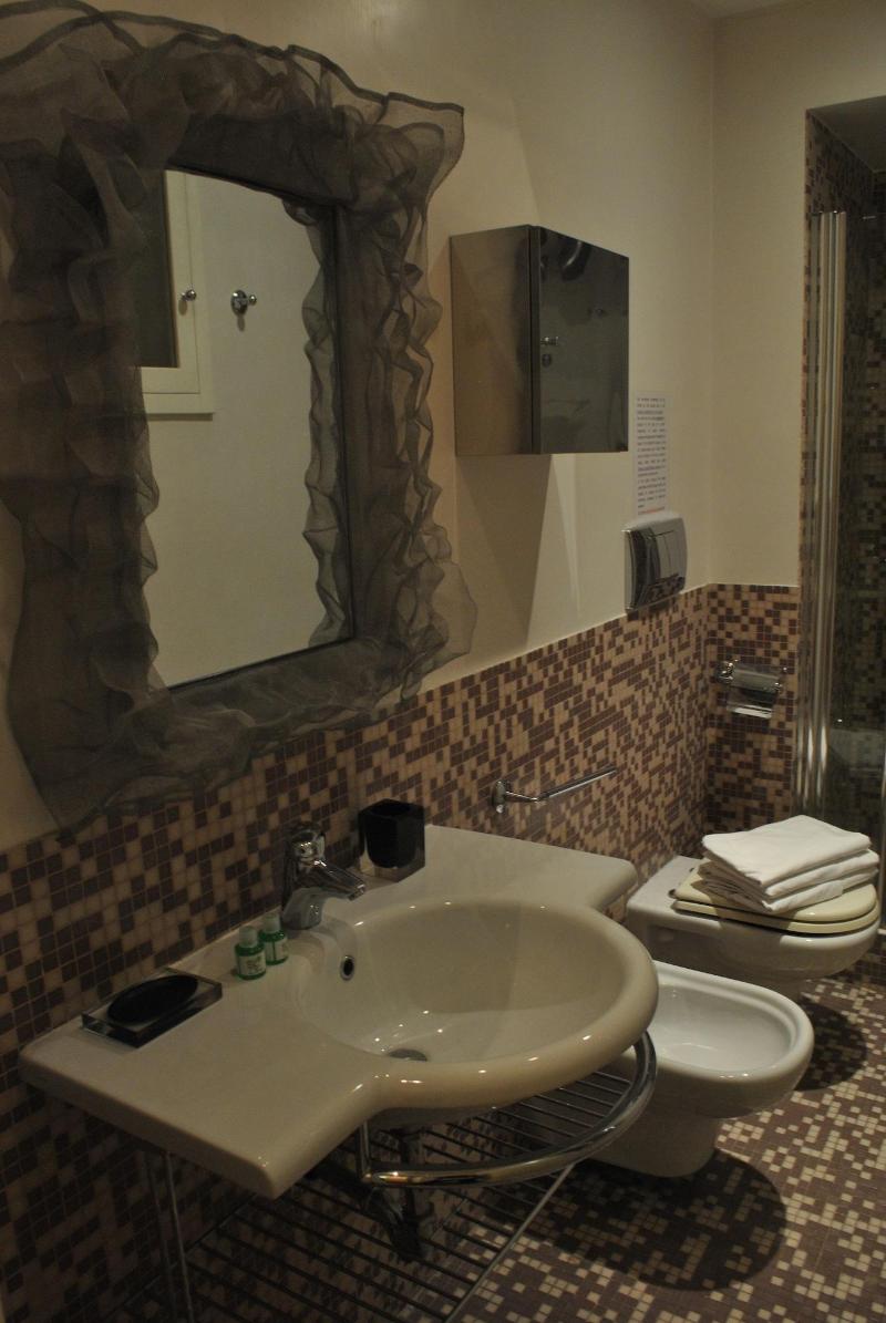 Holiday House Belle Arti image