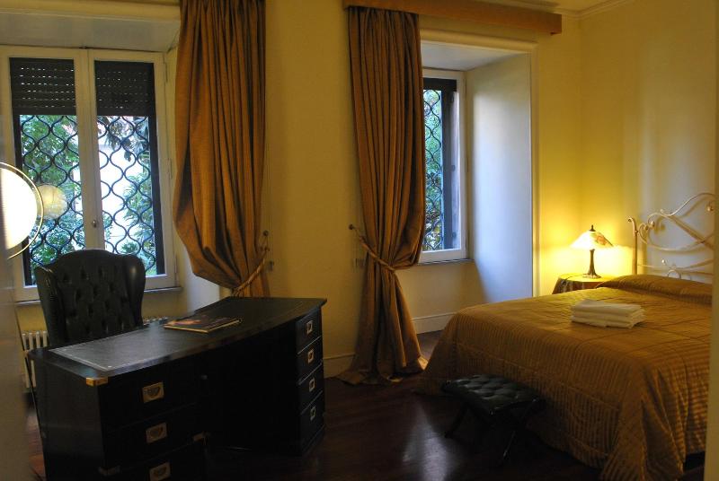 Holiday House Belle Arti image