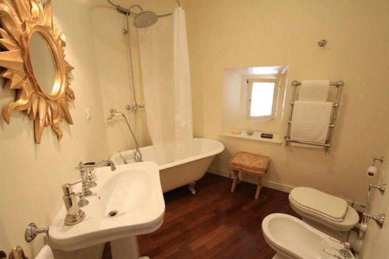 Holiday House Belle Arti image