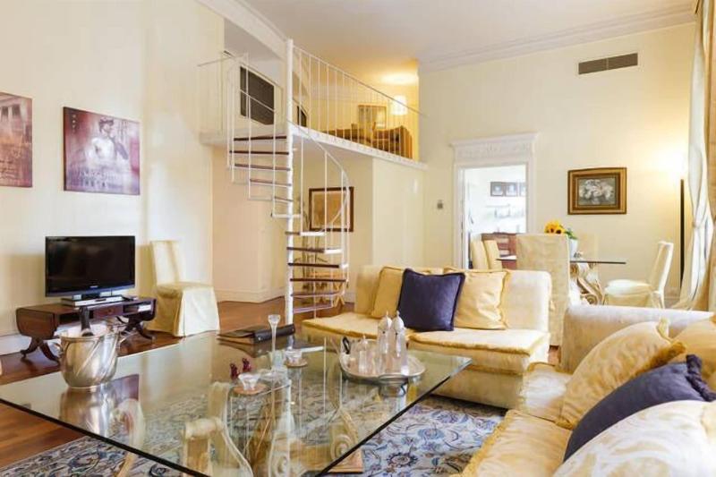 Holiday House Belle Arti image