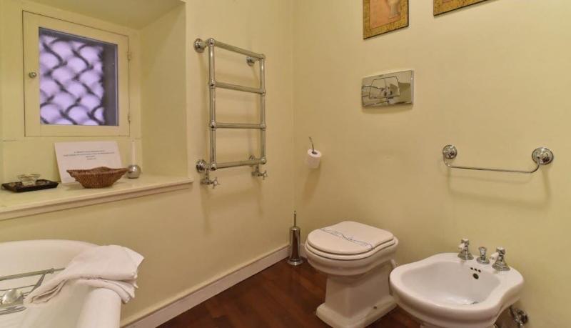 Holiday House Belle Arti image
