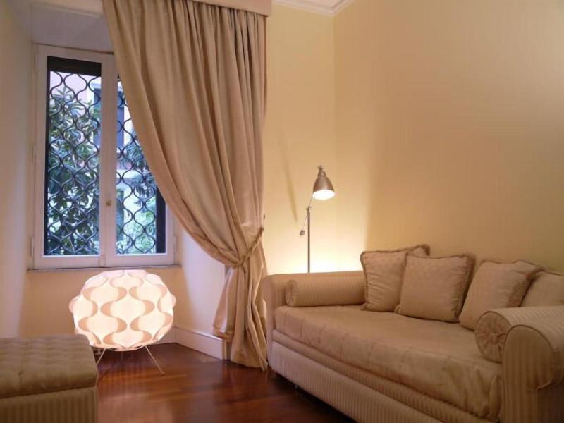 Holiday House Belle Arti image
