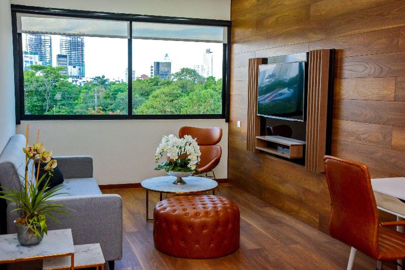 Tryp By Wyndham Santa Cruz image