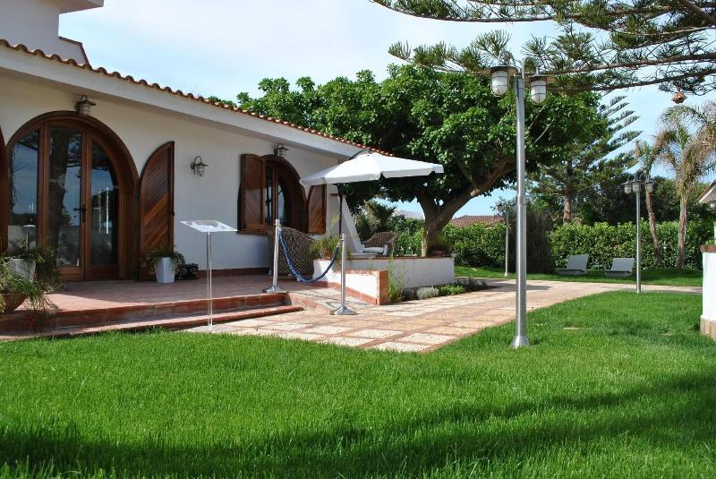 Villa Blanche Dimora Di Charme image