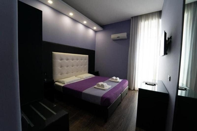 Sweet Central Hotel image