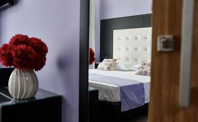 Sweet Central Hotel image