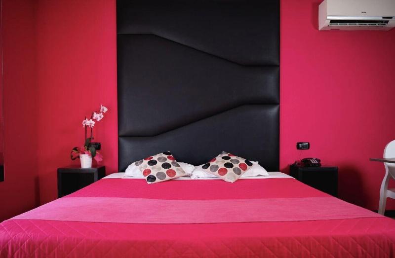 Sweet Central Hotel image