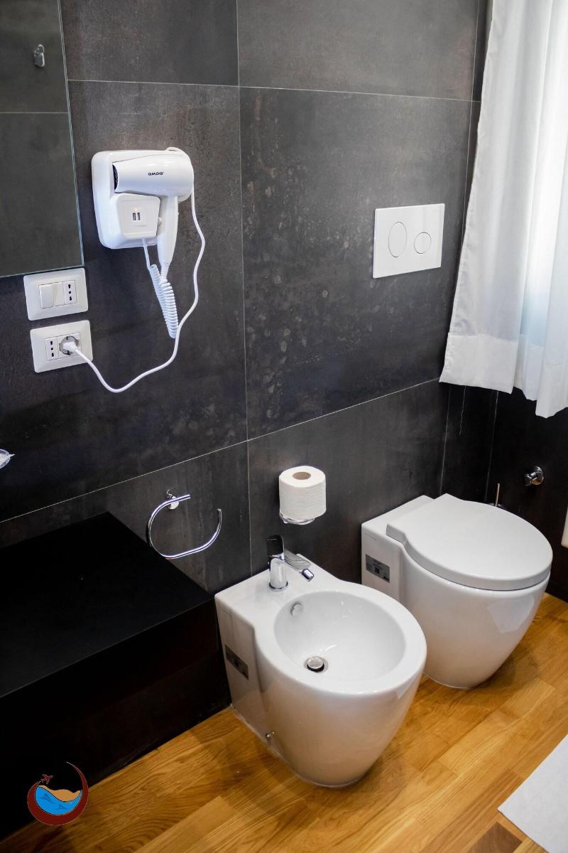 Beauty House Via Veneto image