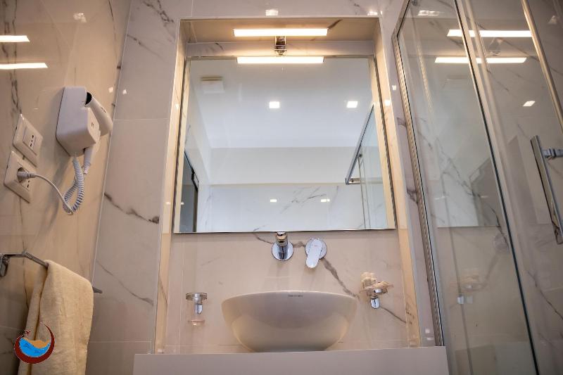 Beauty House Via Veneto image