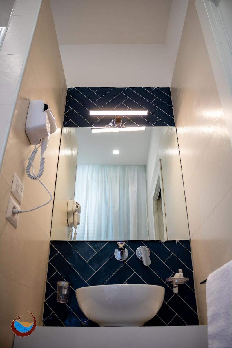 Beauty House Via Veneto image