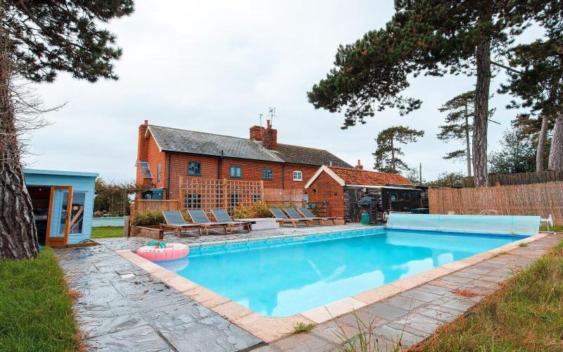 Pine Tree Cottage, Easton — main photo