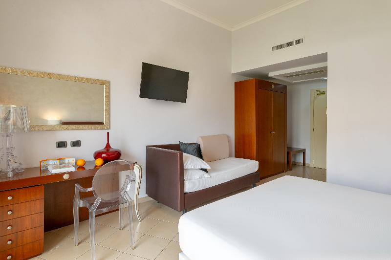 Grand Hotel Sofia image