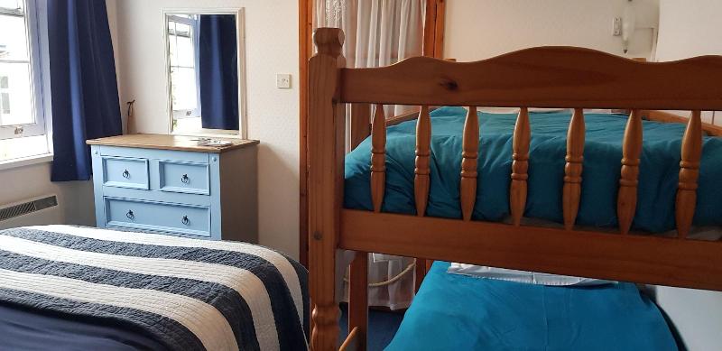 Rose Court Holiday Apartments image