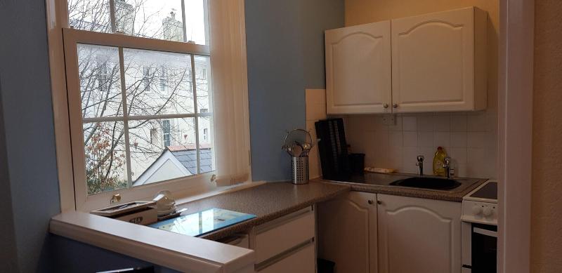 Rose Court Holiday Apartments image