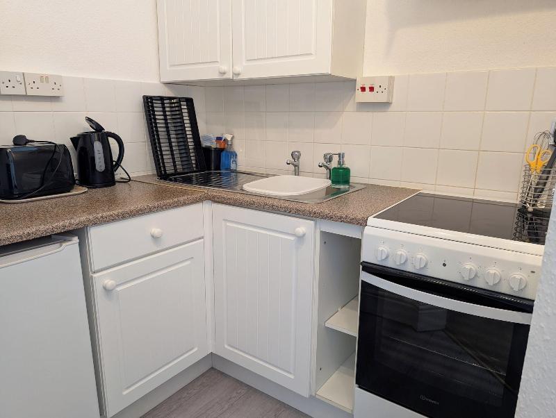 Rose Court Holiday Apartments image