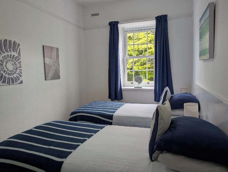 Rose Court Holiday Apartments image