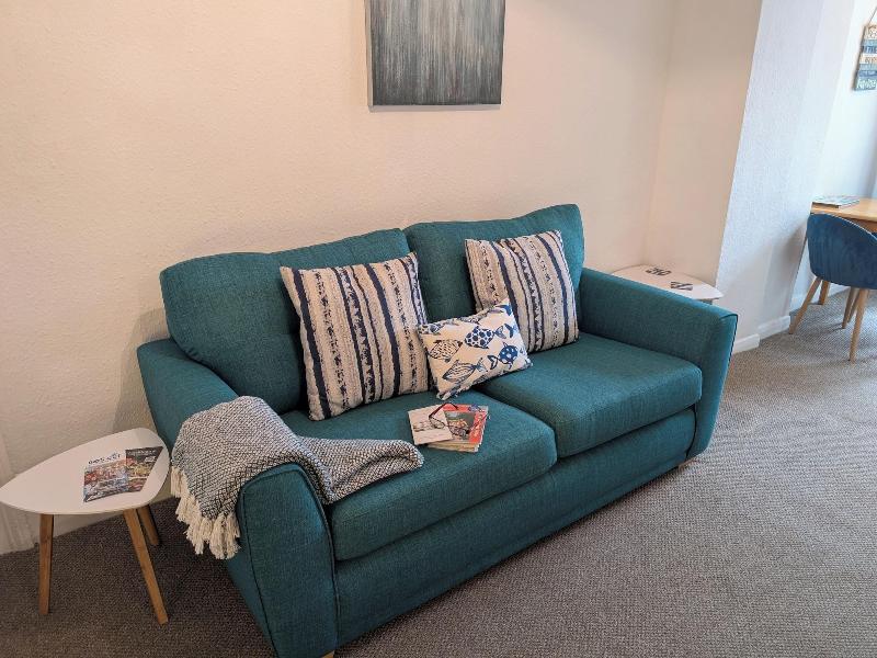 Rose Court Holiday Apartments image