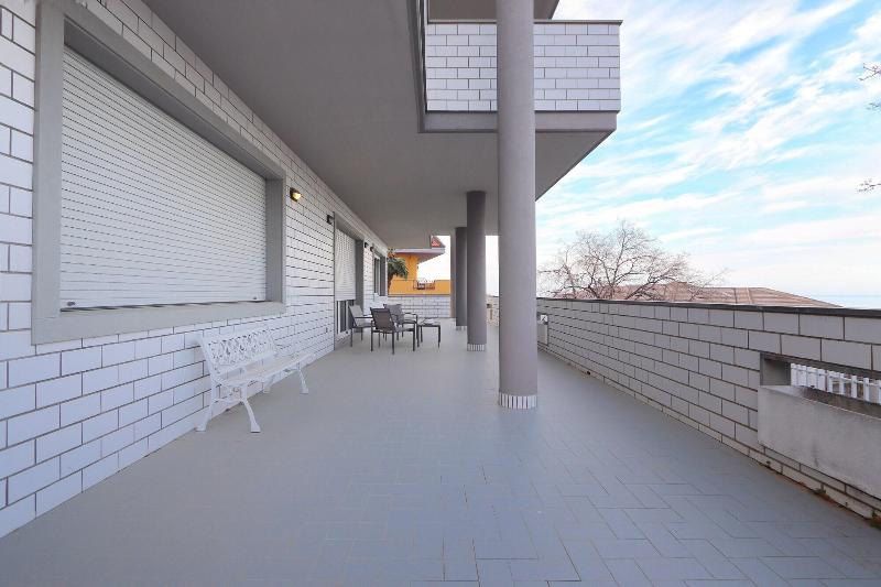 Villa Pescara image
