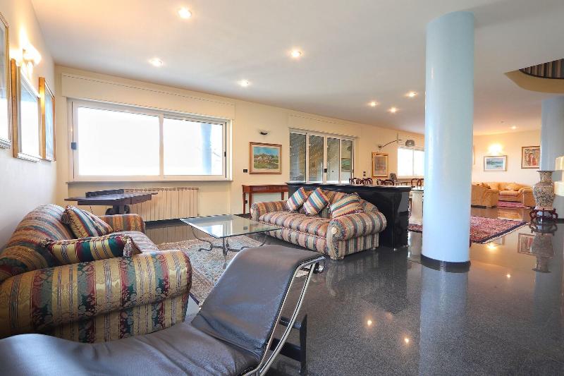 Villa Pescara image