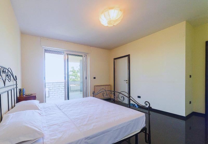 Villa Pescara image